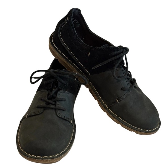 Clarks Other - Clarks Women's Tamitha Daisy Shoe Black Leather Suede Size 6